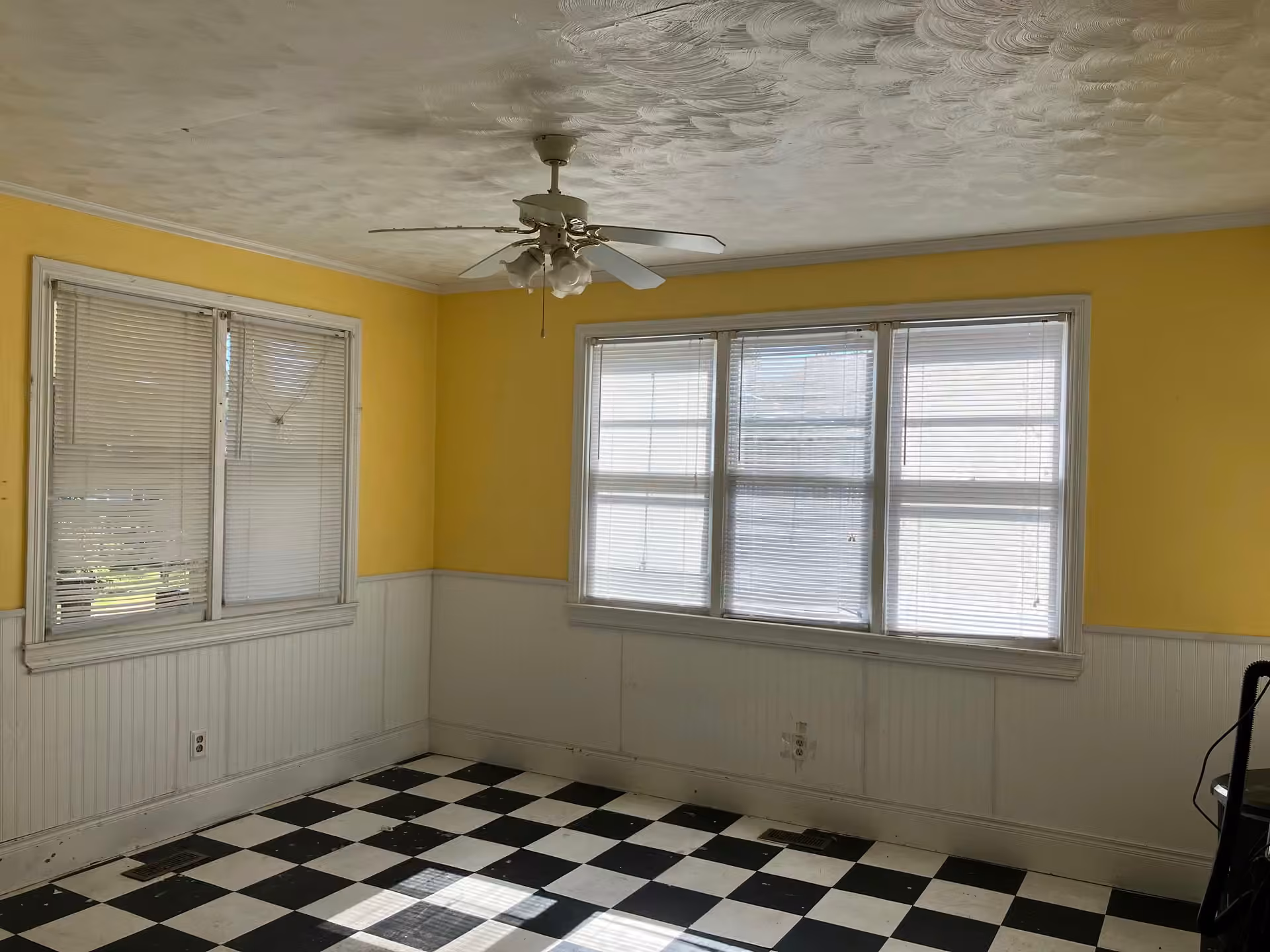 Virginia Cottage unfurnished dining or sunroom with windows